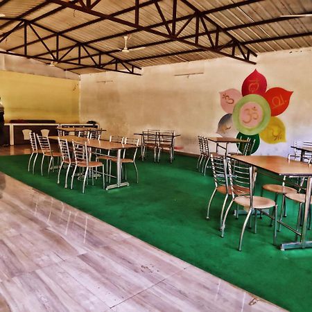 Garud Chatti River Resort Ришикеш Экстерьер фото