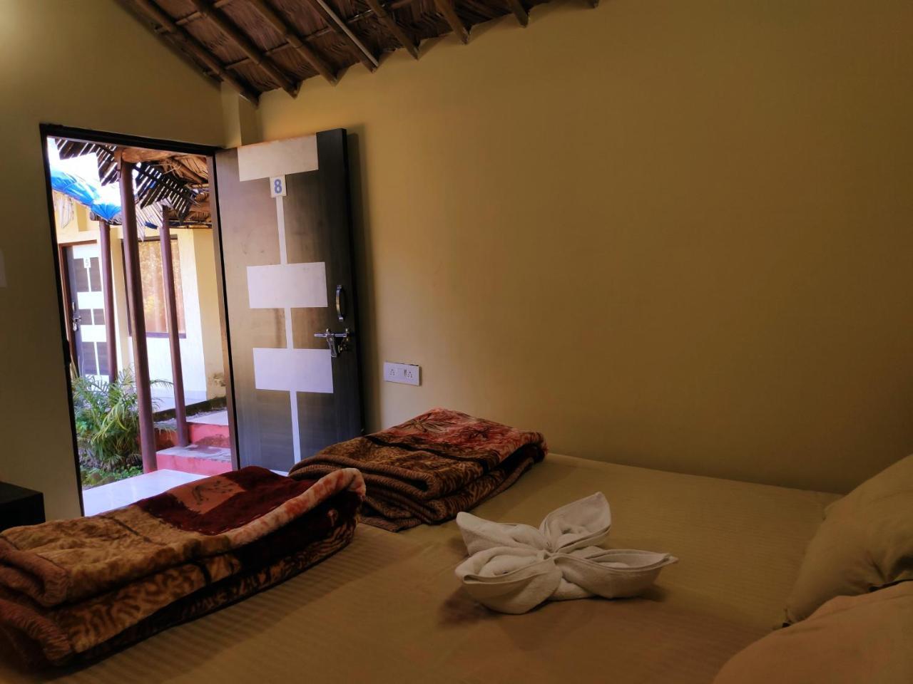 Garud Chatti River Resort Ришикеш Экстерьер фото